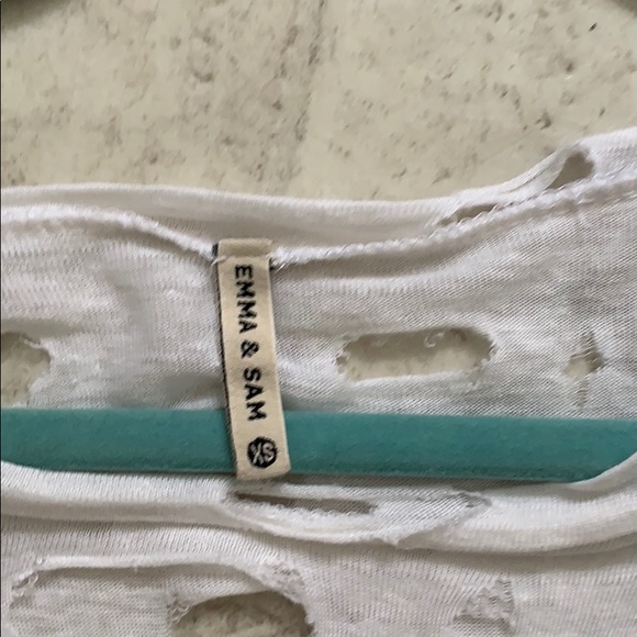 Distressed tee - Picture 2 of 3